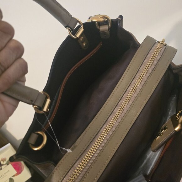 Coach Rogue x Jean Michel Basquiat - Picture 3 of 6